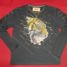 Прикольные футболки: Тигр рваная